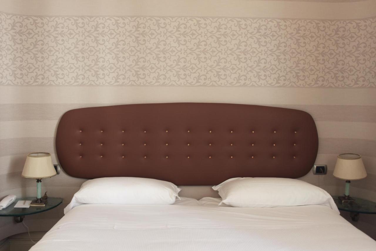 C-Hotels De Rose Palace フィレンツェ 部屋 写真