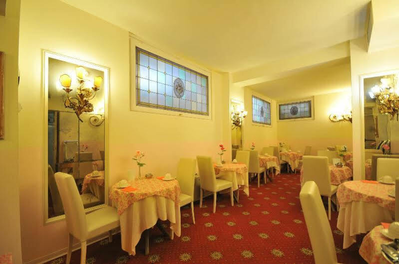 C-Hotels De Rose Palace フィレンツェ エクステリア 写真